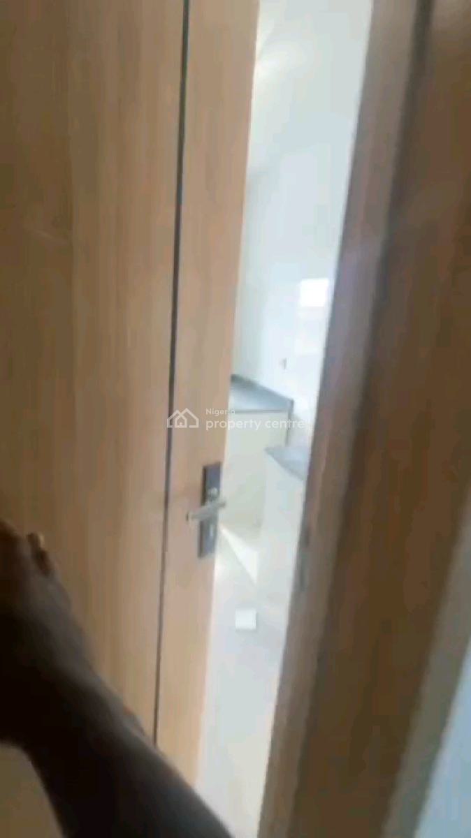 Standard Miniflat Upstairs  Screeded Walls, Pop, Wardrobe, Opposite Adekunle Estate, Yaba, Lagos, Mini Flat (room and Parlour) for Rent