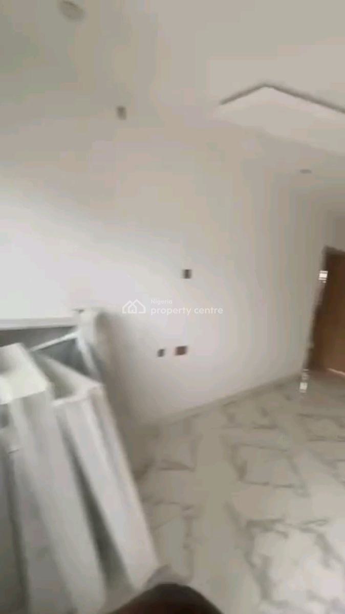 Standard Miniflat Upstairs  Screeded Walls, Pop, Wardrobe, Opposite Adekunle Estate, Yaba, Lagos, Mini Flat (room and Parlour) for Rent