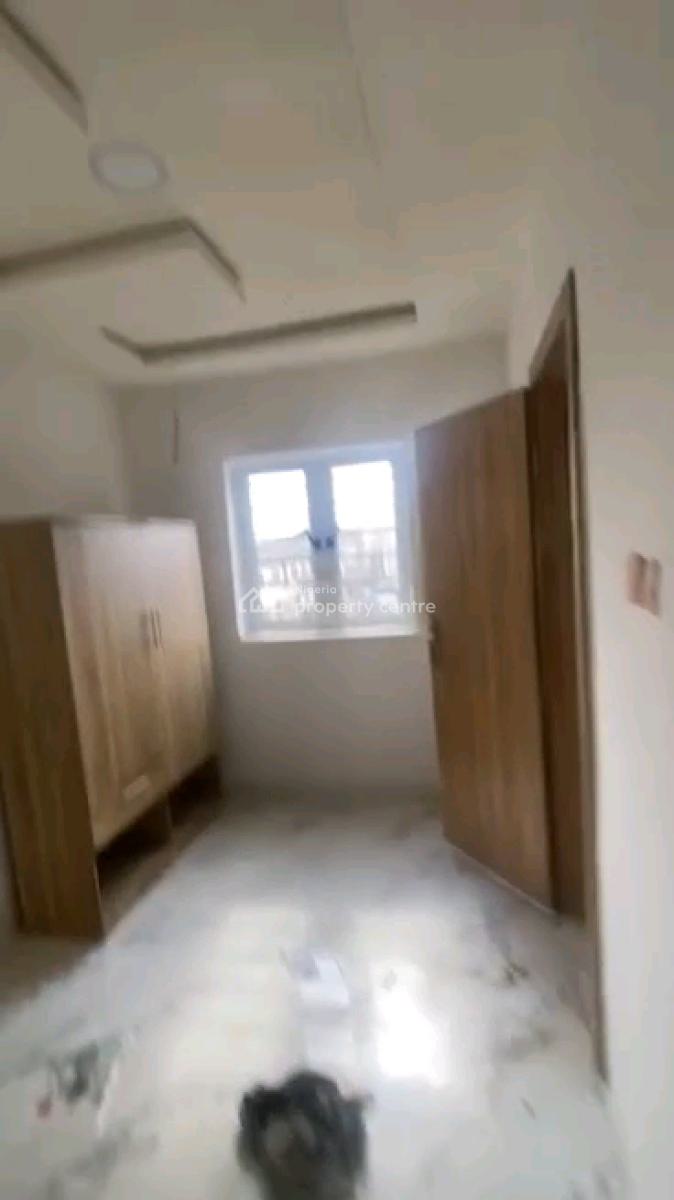 Standard Miniflat Upstairs  Screeded Walls, Pop, Wardrobe, Opposite Adekunle Estate, Yaba, Lagos, Mini Flat (room and Parlour) for Rent