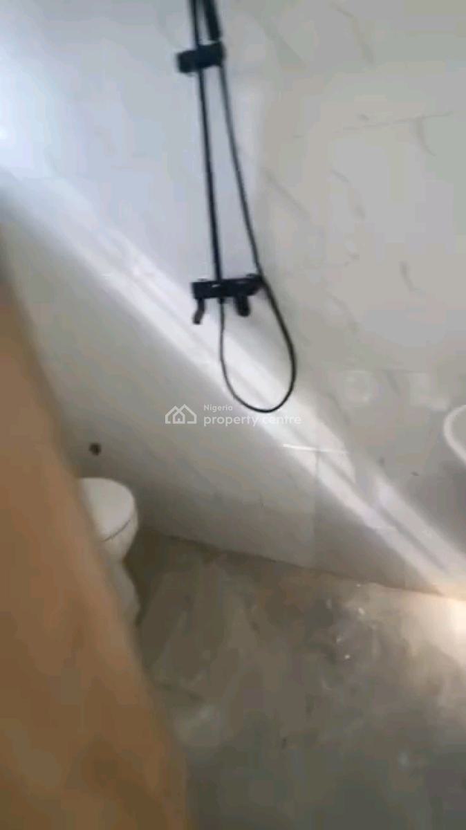 Standard Miniflat Upstairs  Screeded Walls, Pop, Wardrobe, Opposite Adekunle Estate, Yaba, Lagos, Mini Flat (room and Parlour) for Rent