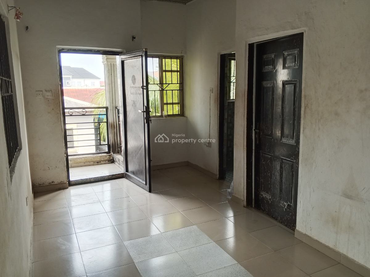 1 Bedroom and Parlor Mini Flat Upstairs, Ologufe After Leadforth Gate School, Awoyaya, Ibeju Lekki, Lagos, Mini Flat (room and Parlour) for Rent
