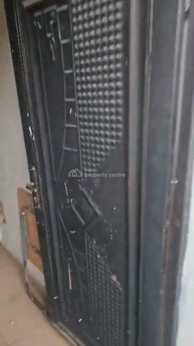 an Executive Standard Spacious Relatively New and Very Decent Self Contain, Off Fola Agoro Road, Yaba, Lagos, Self Contain (single Rooms) for Rent