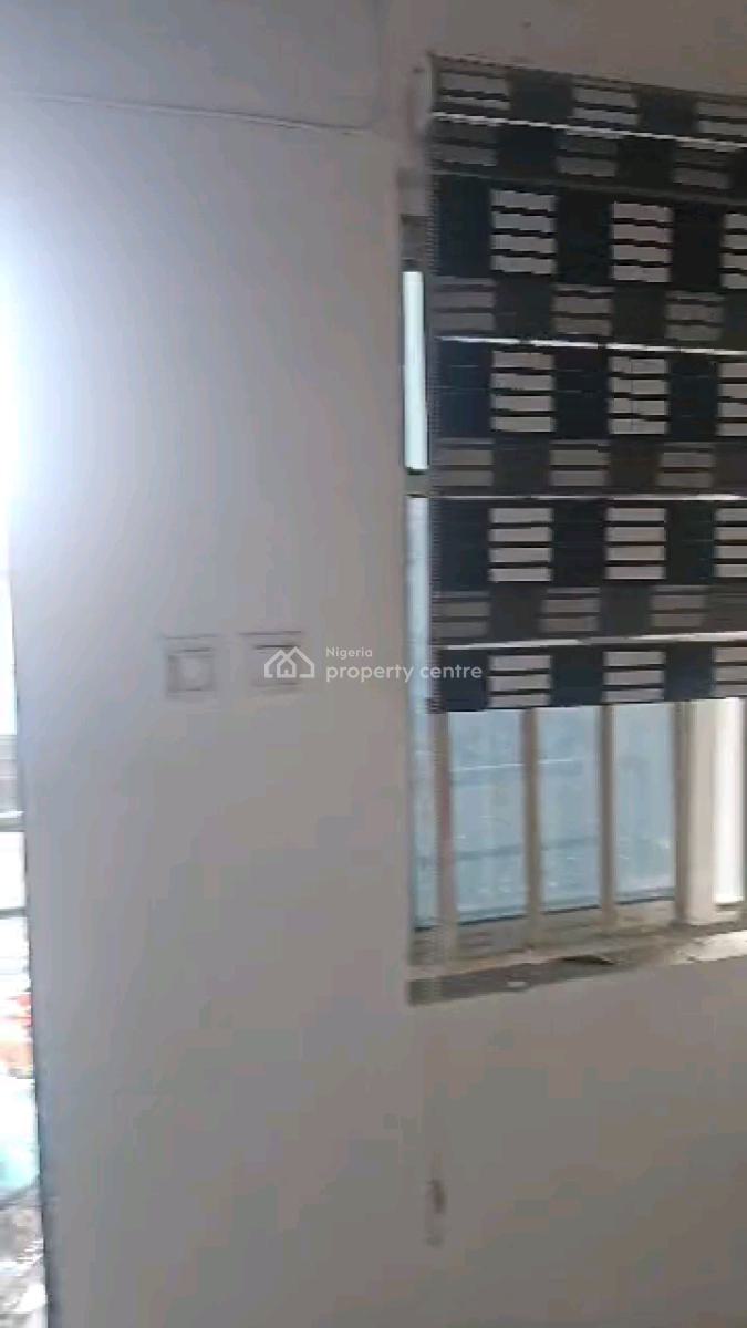 an Executive Standard Spacious Relatively New and Very Decent Self Contain, Off Fola Agoro Road, Yaba, Lagos, Self Contain (single Rooms) for Rent