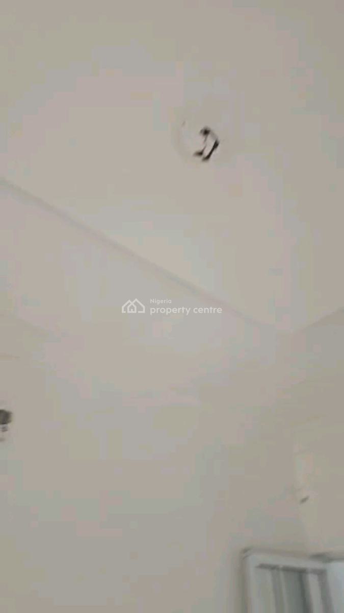 an Executive Standard Spacious Relatively New and Very Decent Self Contain, Off Fola Agoro Road, Yaba, Lagos, Self Contain (single Rooms) for Rent