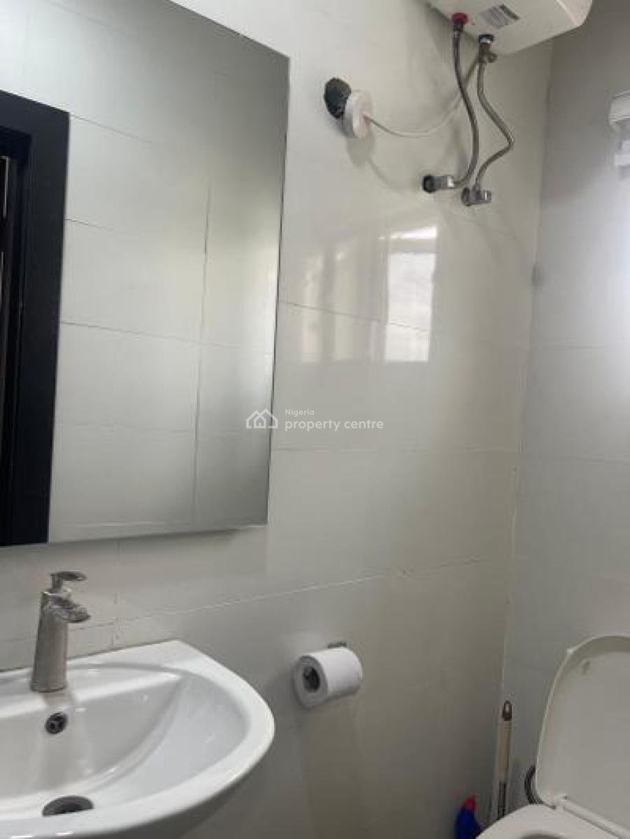 Mini Flat, Ologolo, Lekki, Lagos, Mini Flat (room and Parlour) Short Let