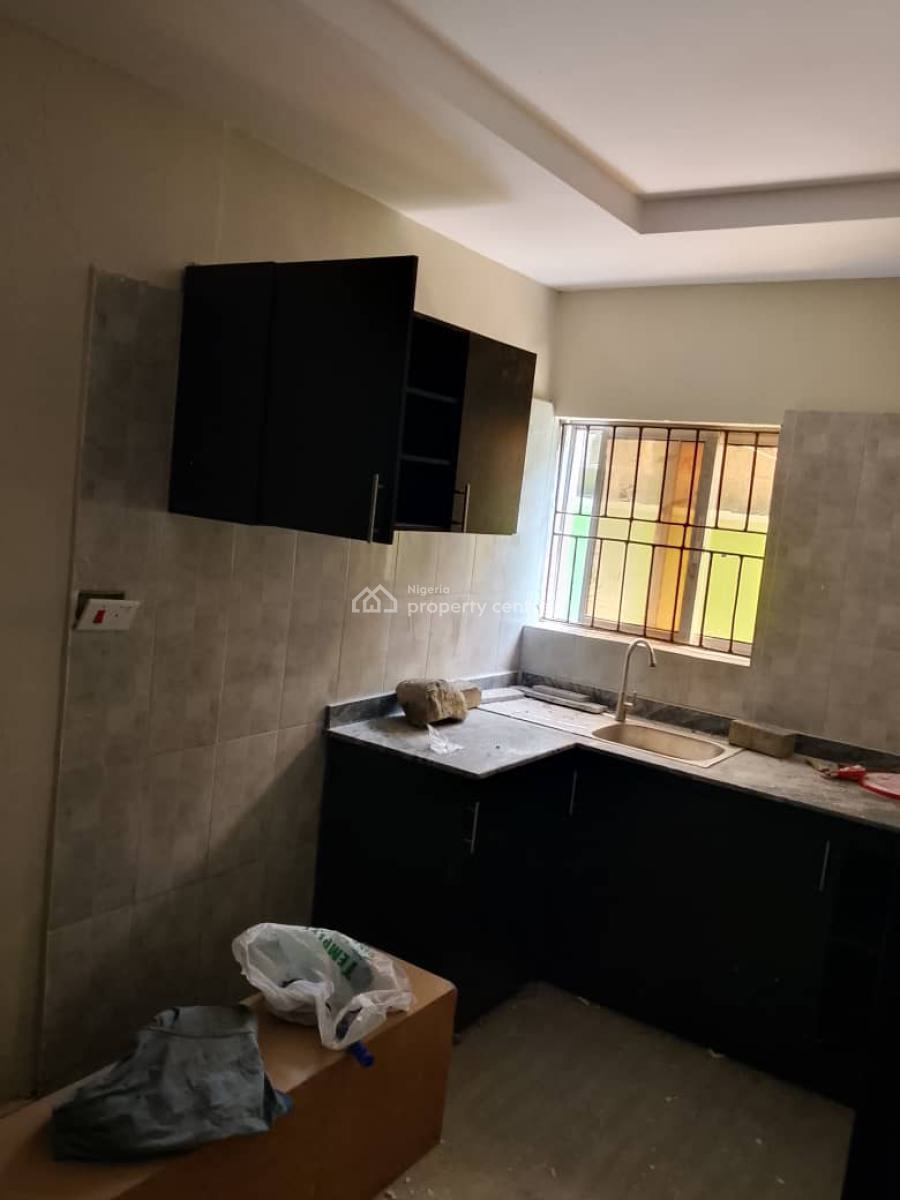 a Luxury 2 Bedrooms Flat, Langbasa Road, Badore, Ajah, Lagos, Flat / Apartment for Rent
