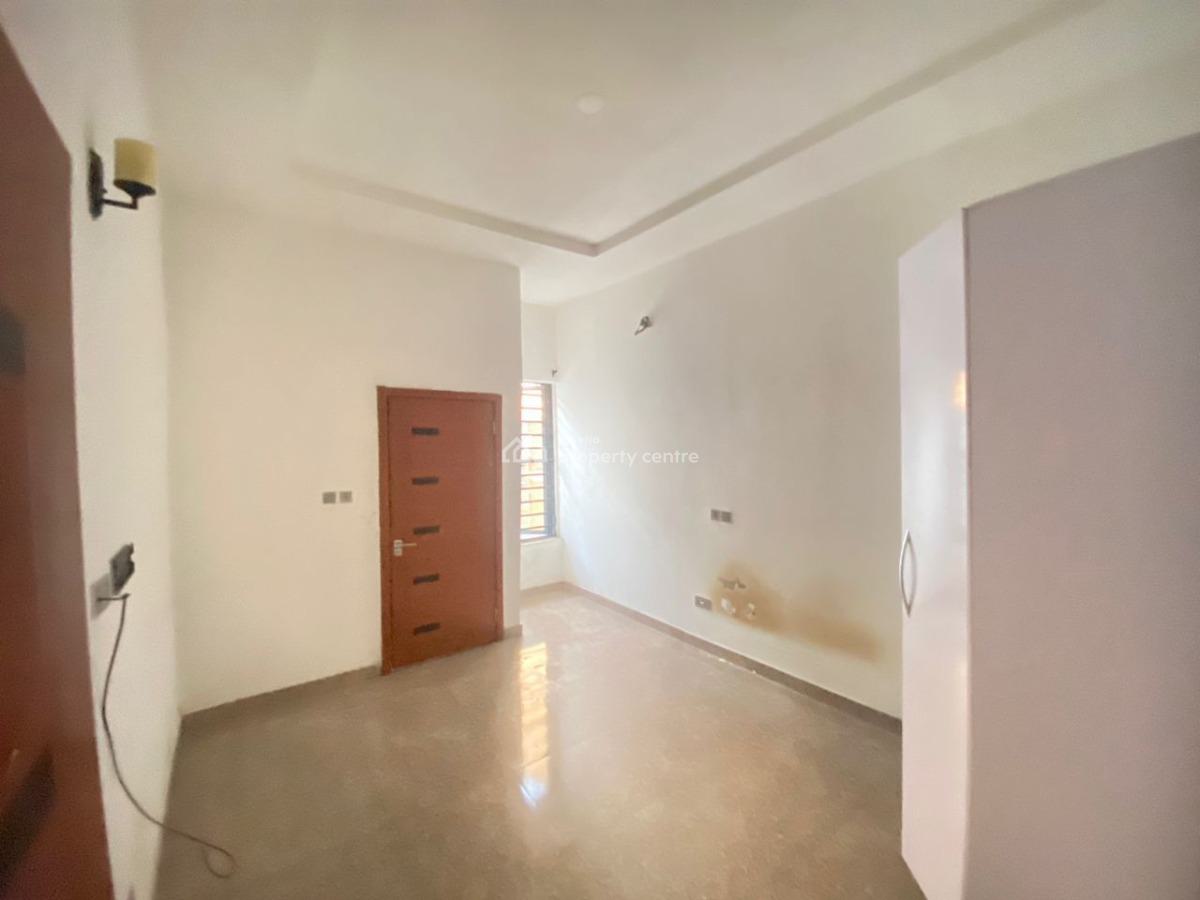 Beautiful Standard Well Maintained 4 Bedrooms Terrace Duplex, Ikota Gra Estate, Ikota, Lekki, Lagos, Terraced Duplex for Rent