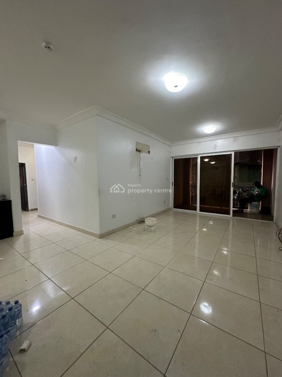 Spacious 3 Bedroom Flat, Chevron, Lekki, Lagos, Flat / Apartment for Rent