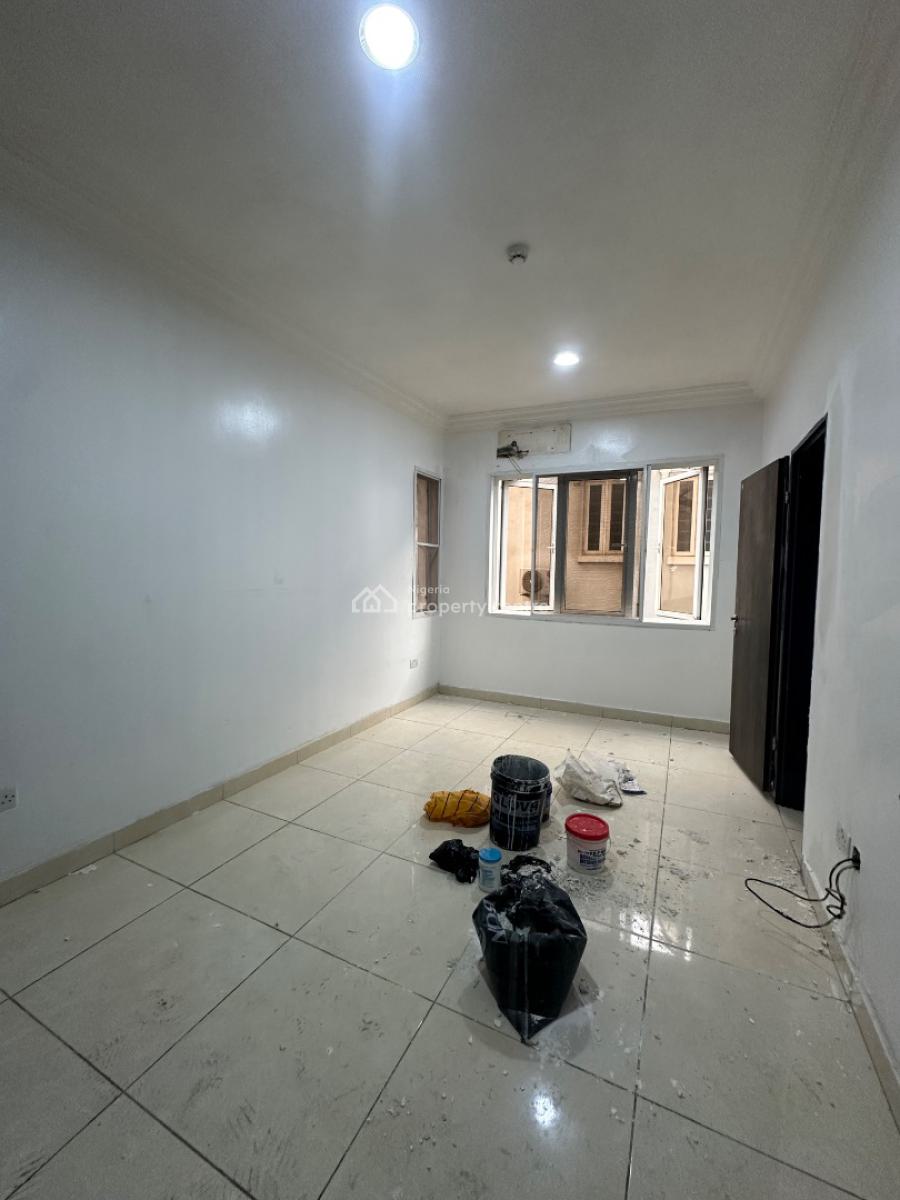 Spacious 3 Bedroom Flat, Chevron, Lekki, Lagos, Flat / Apartment for Rent