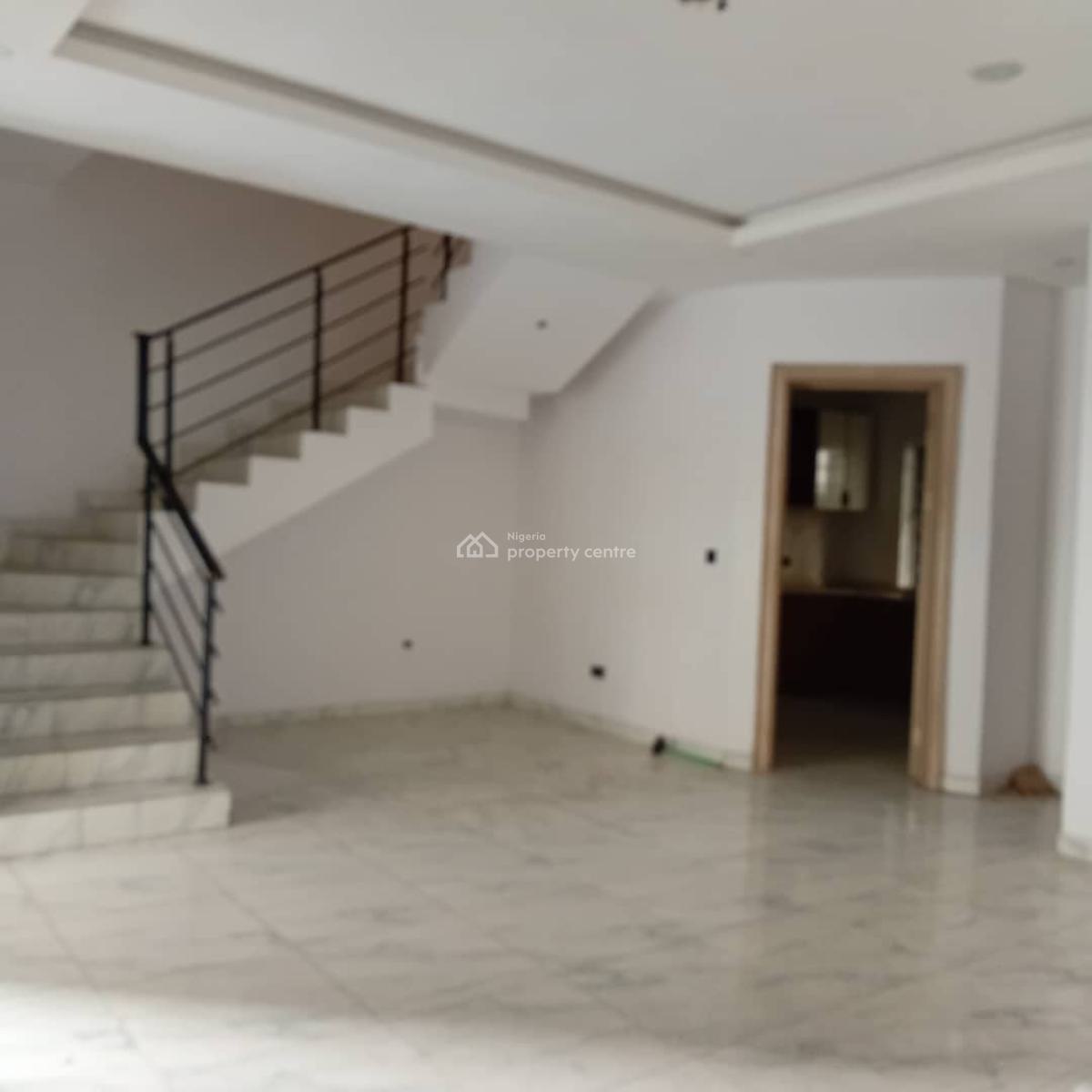 3 Bedroom Terrace with  Room Servant Quarters., Lekki Phase 1, Lekki, Lagos, Terraced Duplex for Rent