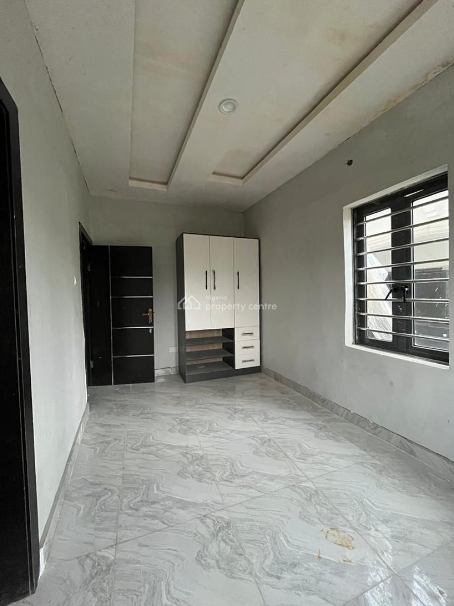 Contemporary Built 2 Bedroom Apartment, Ojodu Berger, Ojodu, Lagos, Flat / Apartment for Sale