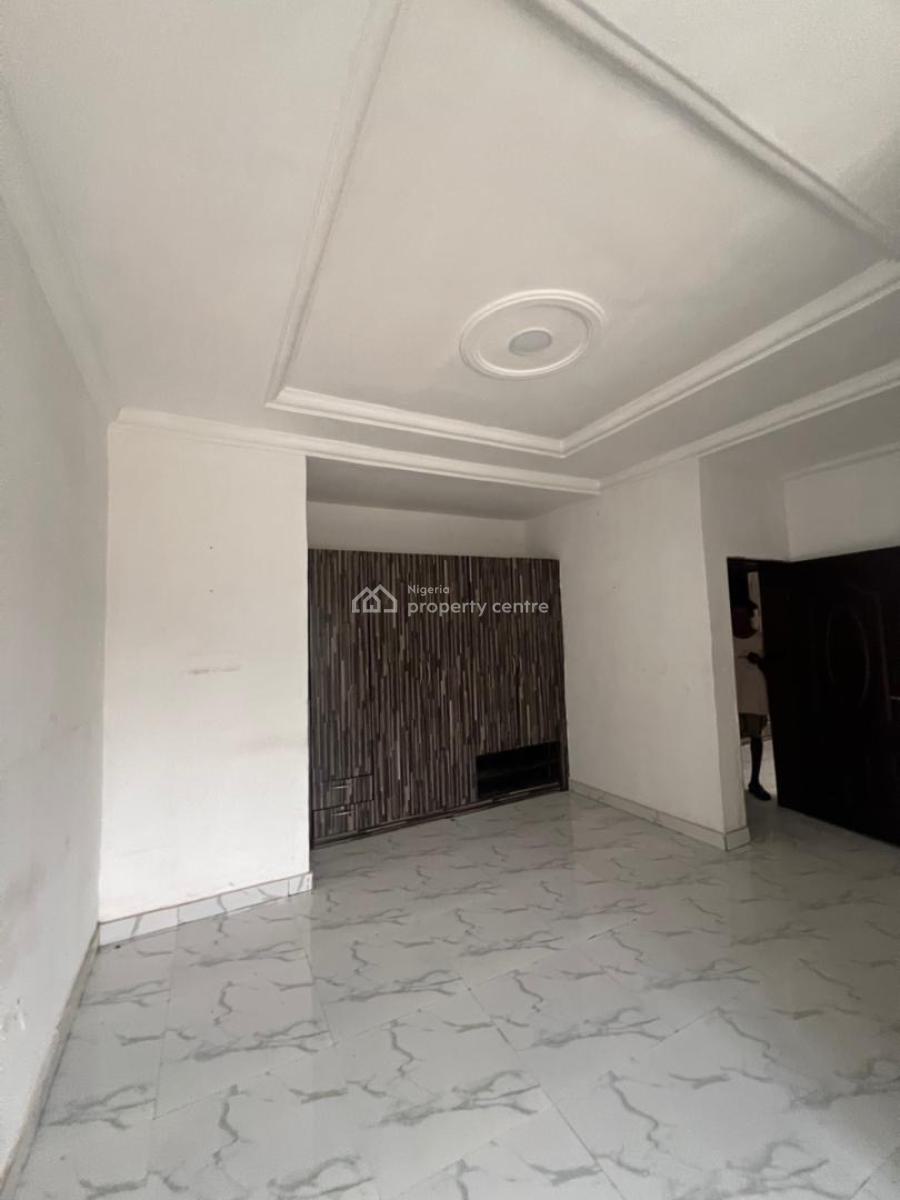 Standard 2 Bedroom Apartment in a Good Neighborhood, Mobile Road, Ilaje, Ajah, Lagos, Flat / Apartment for Rent