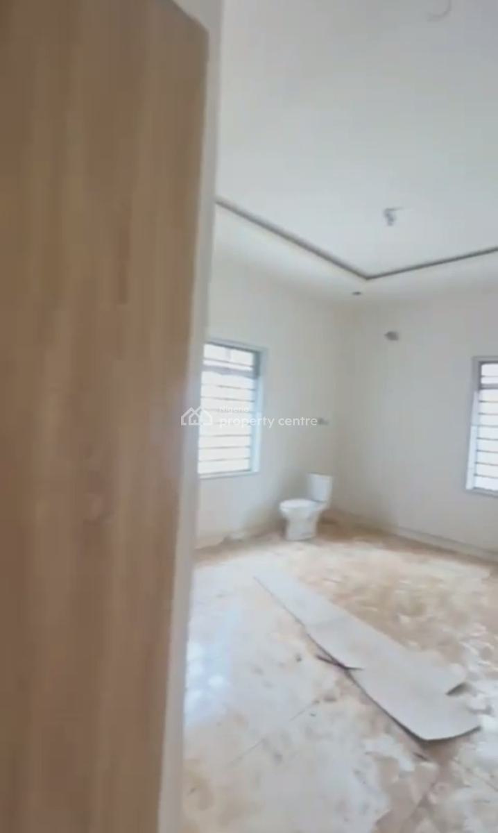 Classic 3 Bedroom Flat, Wuye, Abuja, Flat / Apartment for Rent