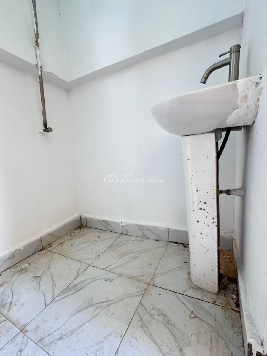 a Very Sweet and Comfortable Selfcontain Bq with Private Kitchen, Spg Road, Ologolo, Lekki, Lagos, Self Contain (single Rooms) for Rent