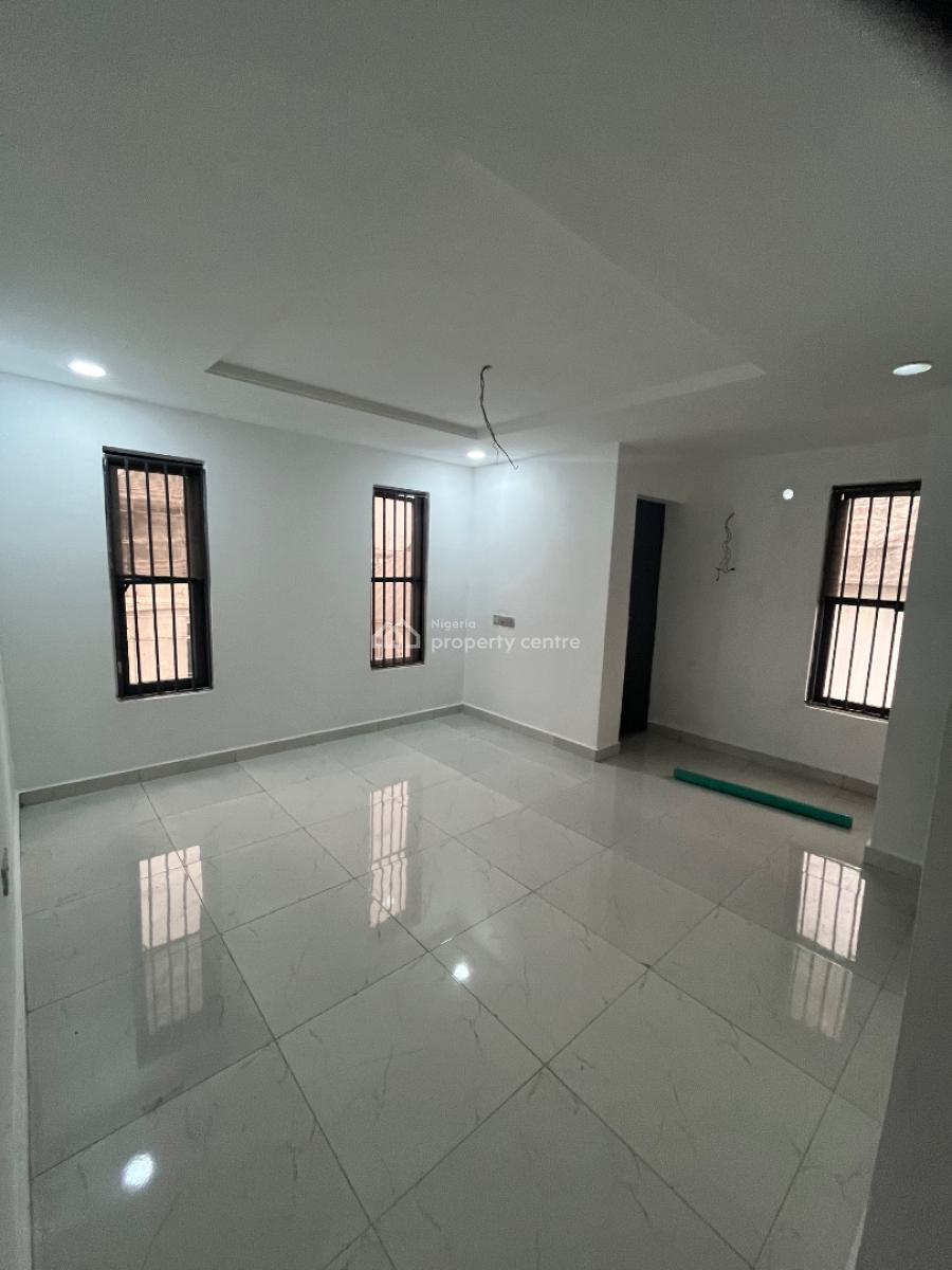 Newly Renovated 3 Bedroom Apartment, Ilasan, Ikate, Lekki, Lagos, Flat / Apartment for Rent