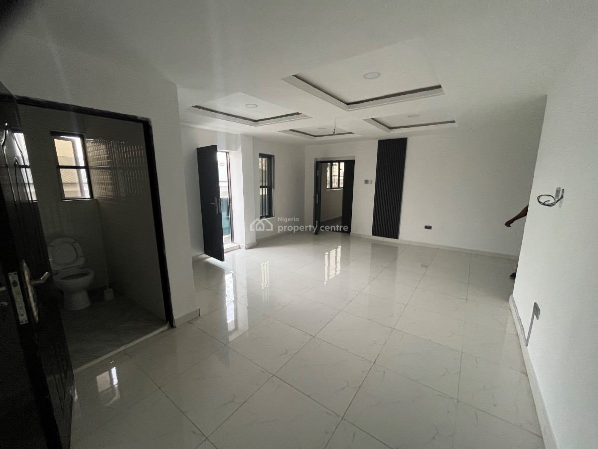 Newly Renovated 3 Bedroom Apartment, Ilasan, Ikate, Lekki, Lagos, Flat / Apartment for Rent