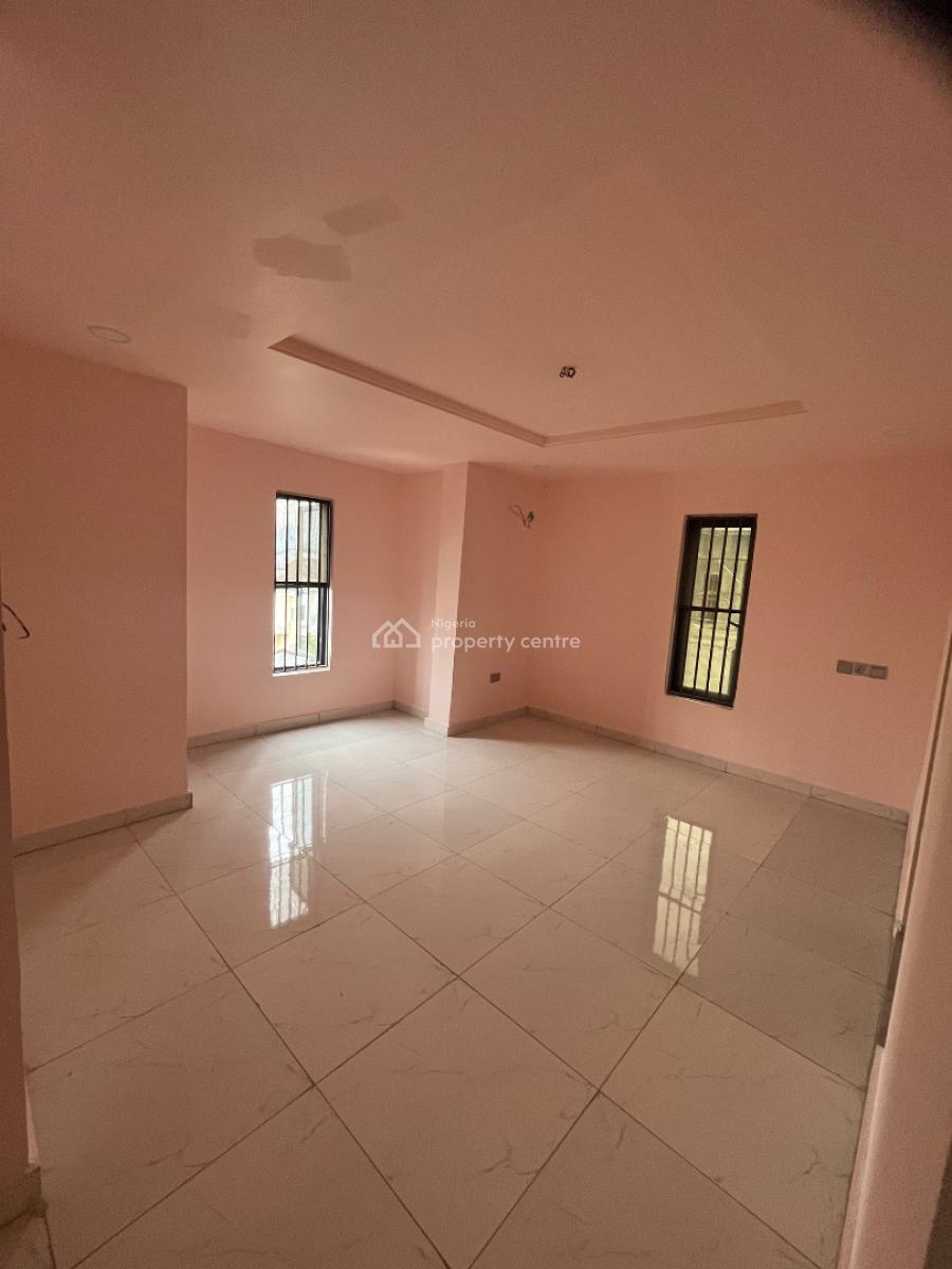 Newly Renovated 3 Bedroom Apartment, Ilasan, Ikate, Lekki, Lagos, Flat / Apartment for Rent