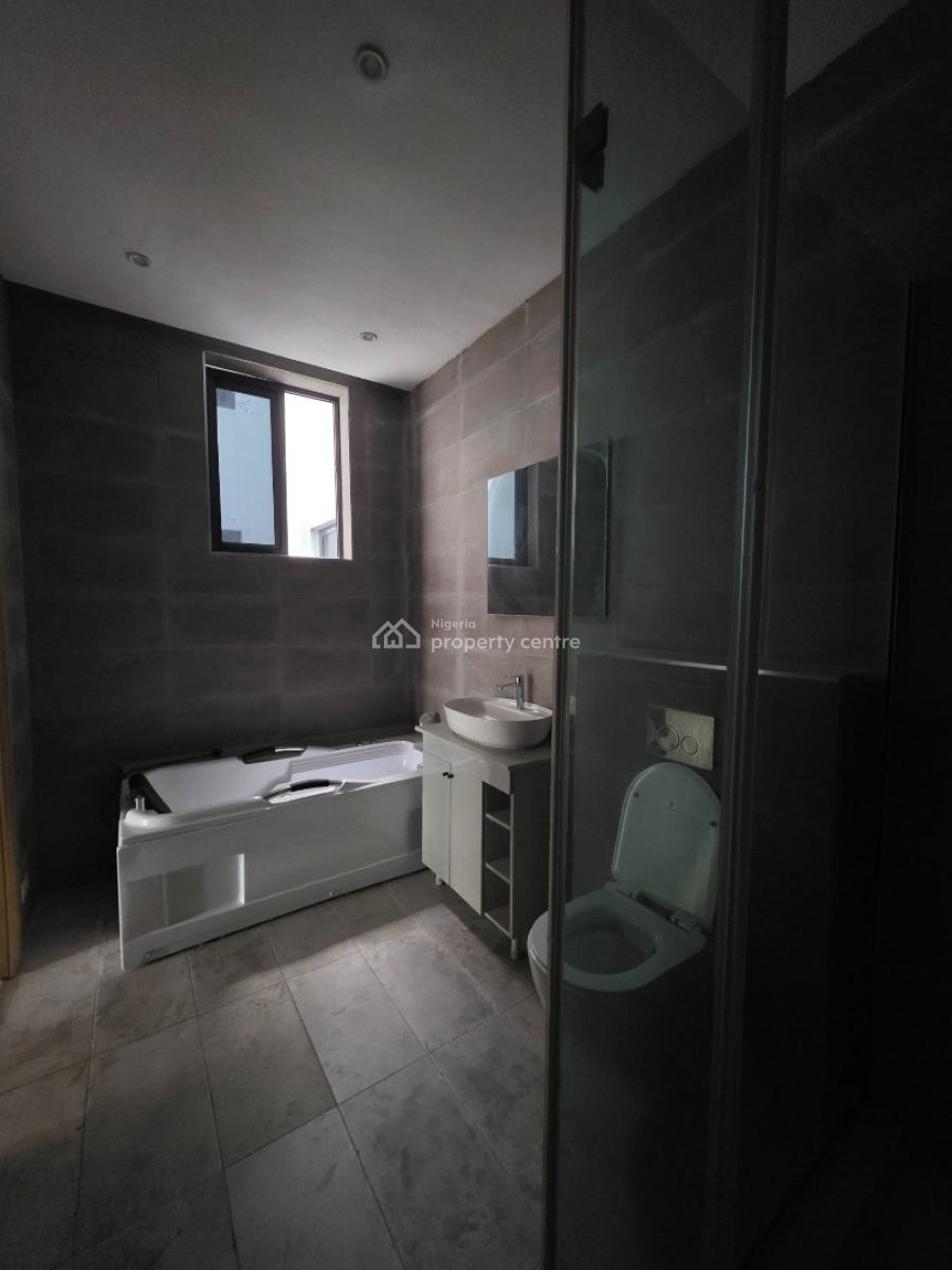 Affordable 3 Bedroom Apartment with Excellent Finishing, Lekki Phase 1, Lekki, Lagos, Flat / Apartment for Sale