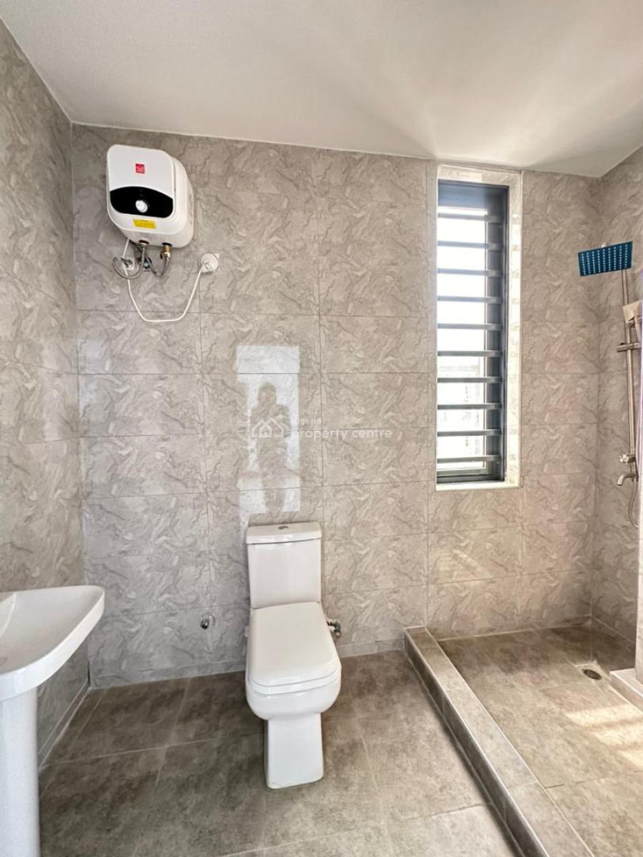 Contemporary 3 Bedroom Apartment, Lekki Phase 1, Lekki, Lagos, Flat / Apartment for Sale