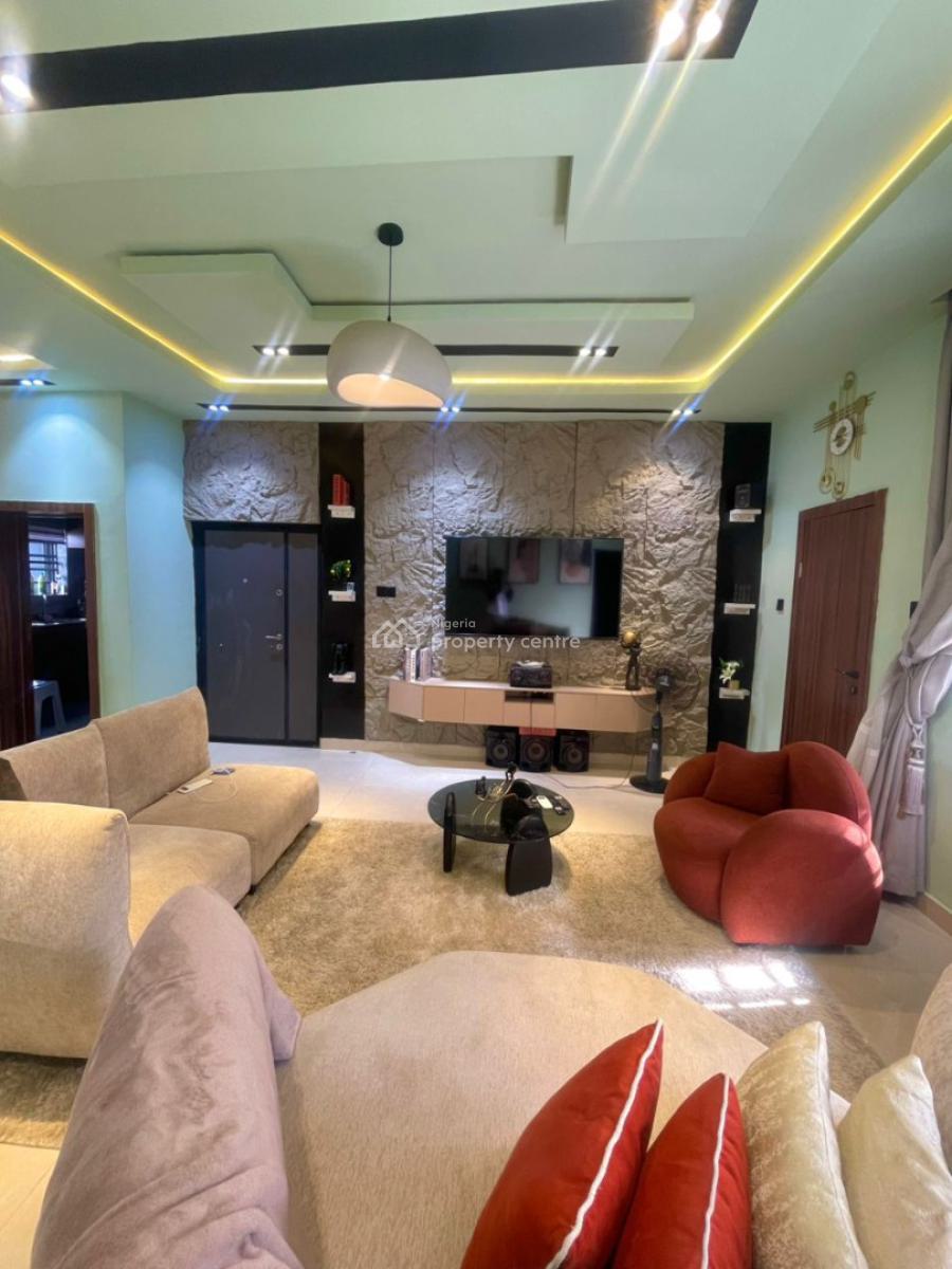 Luxurious 2 Bedrooms Apartment, Surulere, Lagos, Flat / Apartment Short Let