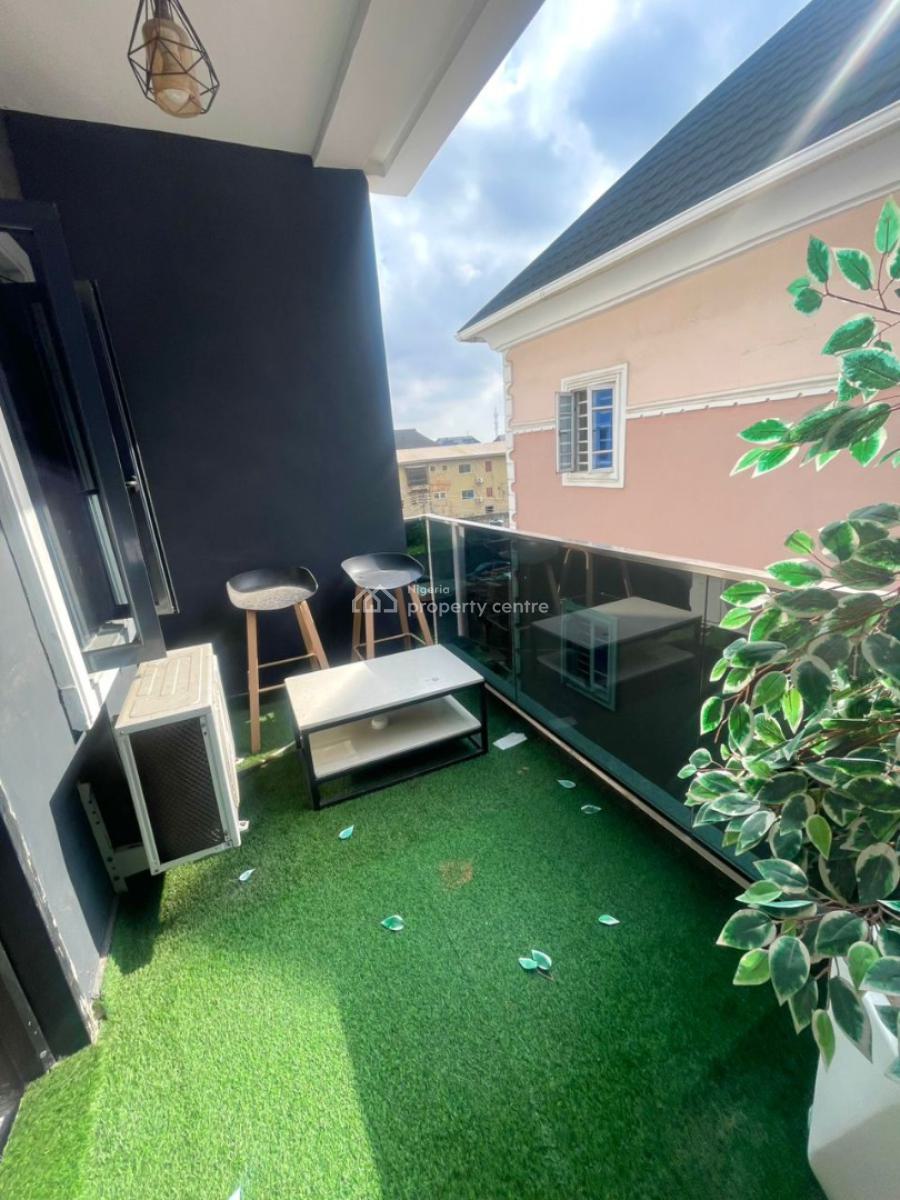 Luxurious 2 Bedrooms Apartment, Surulere, Lagos, Flat / Apartment Short Let