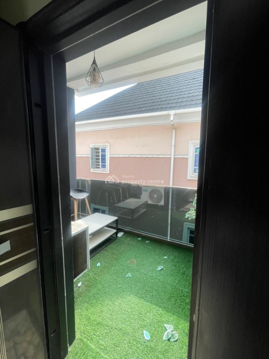 Luxurious 2 Bedrooms Apartment, Surulere, Lagos, Flat / Apartment Short Let