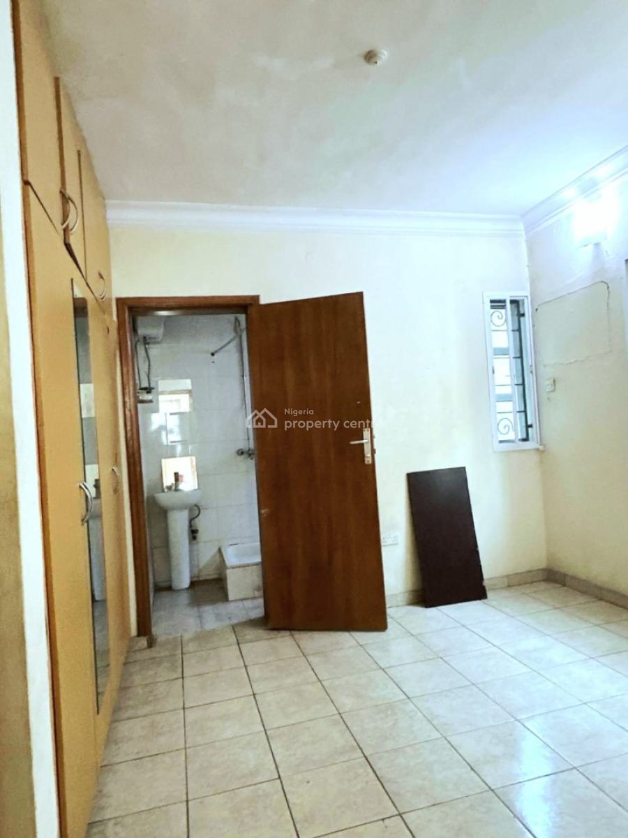 Well Maintained 5 Bedrooms Semi Detached Duplex, Lekki Phase 1, Lekki, Lagos, Semi-detached Duplex for Rent