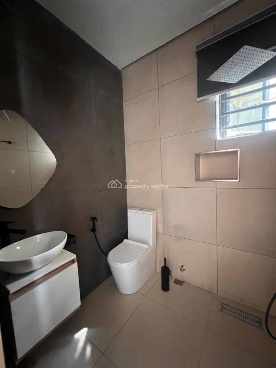 Income Generating Masterpiece & Earn Passive Cash Flow Daily, Income Generating Masterpiece & Earn Passive Cash Flow Daily, Surulere, Lagos, Flat / Apartment for Sale