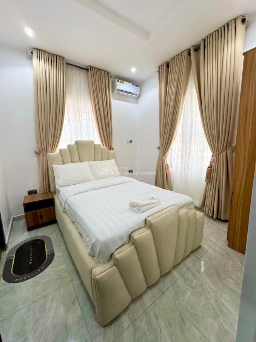 Exquisite Furnished 2 Bedroom Apartment, Kilo, Surulere, Lagos, Flat / Apartment Short Let
