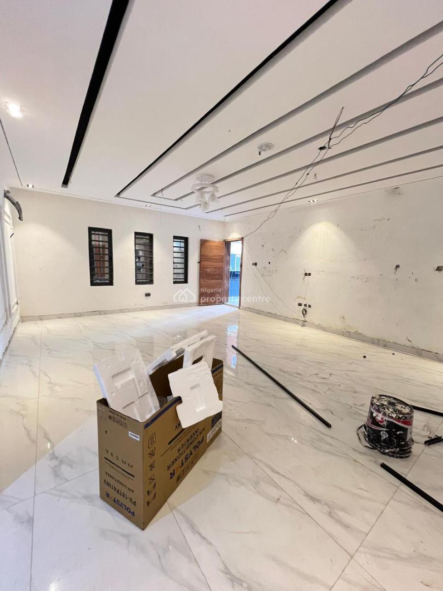 Nicely Finished 3 Bedroom Apartment with Pool, and Gym, Lekki Phase 1, Lekki, Lagos, Flat / Apartment for Sale