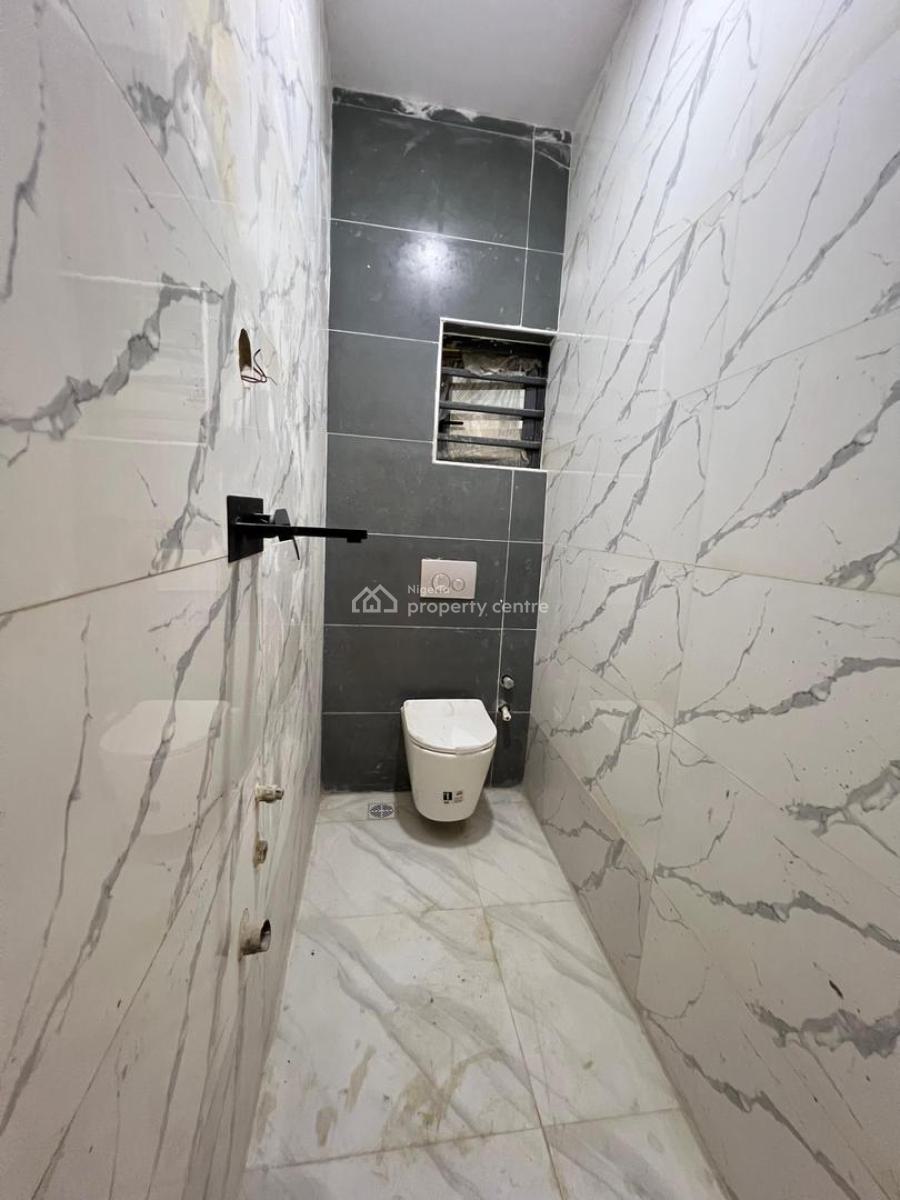 Nicely Finished 3 Bedroom Apartment with Pool, and Gym, Lekki Phase 1, Lekki, Lagos, Flat / Apartment for Sale