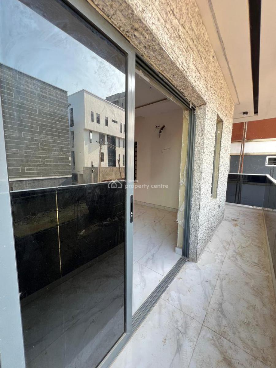 Nicely Finished 3 Bedroom Apartment with Pool, and Gym, Lekki Phase 1, Lekki, Lagos, Flat / Apartment for Sale