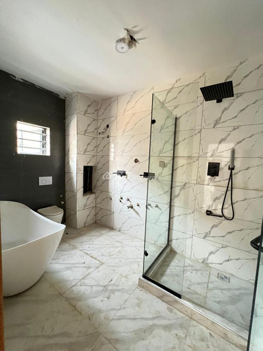 Nicely Finished 3 Bedroom Apartment with Pool, and Gym, Lekki Phase 1, Lekki, Lagos, Flat / Apartment for Sale