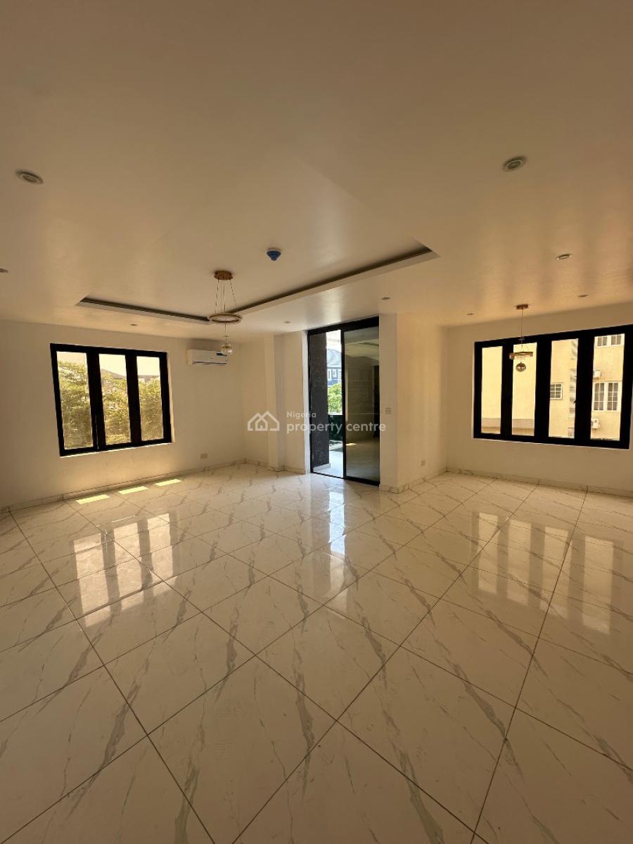 Luxury Spacious 2 Bedroom Apartment with Elevator, Lekki Phase 1, Lekki, Lagos, Flat / Apartment for Sale