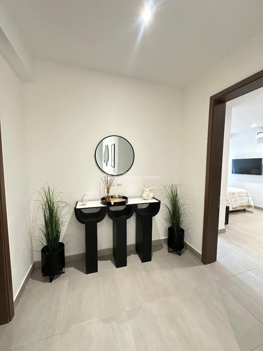 Spacious 2 Bedroom L with Bq, Pool, Gym, Laundry Mart, Supermarket, Lekki Phase 1, Lekki, Lagos, Flat / Apartment Joint Venture