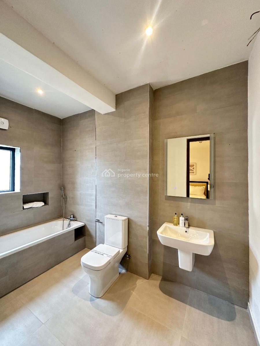 Spacious 2 Bedroom L with Bq, Pool, Gym, Laundry Mart, Supermarket, Lekki Phase 1, Lekki, Lagos, Flat / Apartment Joint Venture