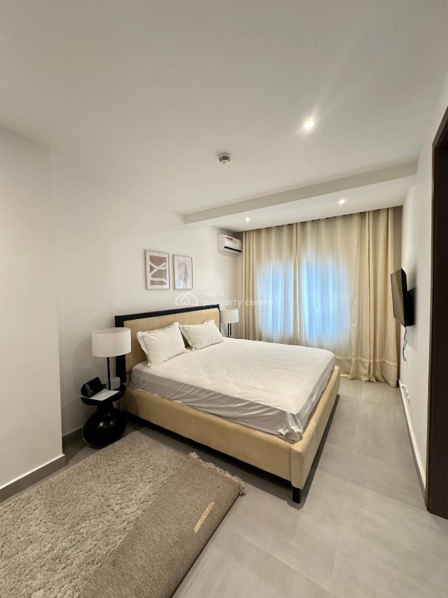 Spacious 3 Bedroom with Bq, Pool, Gym, Laundry Mart, Supermarket, Lekki Phase 1, Lekki, Lagos, Flat / Apartment for Sale