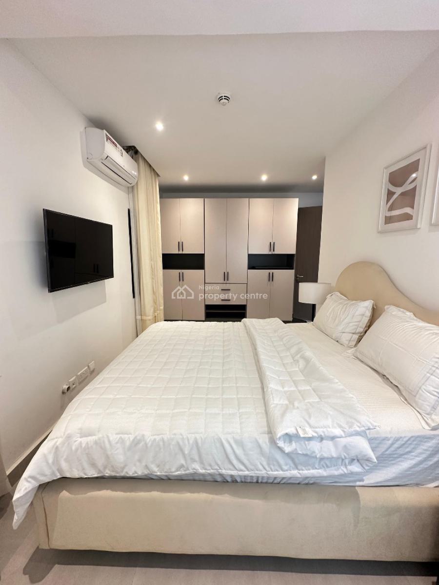 Spacious 3 Bedroom with Bq, Pool, Gym, Laundry Mart, Supermarket, Lekki Phase 1, Lekki, Lagos, Flat / Apartment for Sale