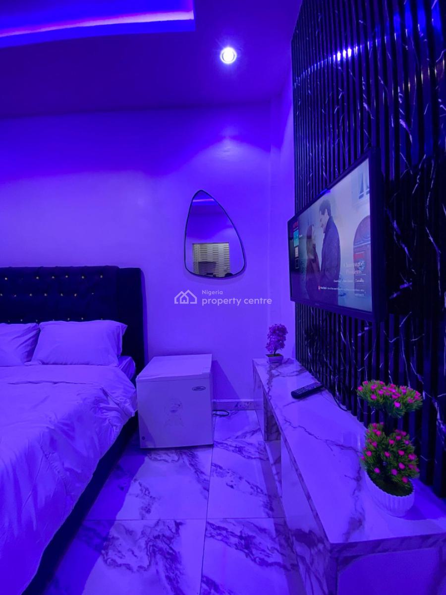 Luxury Self Contain, Off Herbert Macaulay Way, Ebute Metta East, Yaba, Lagos, Self Contain (single Rooms) Short Let