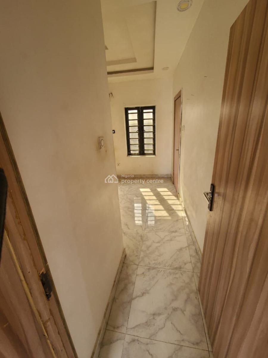 Clean 1-bedroom Apartment (downstairs), Sangotedo, Ajah, Lagos, Mini Flat (room and Parlour) for Rent