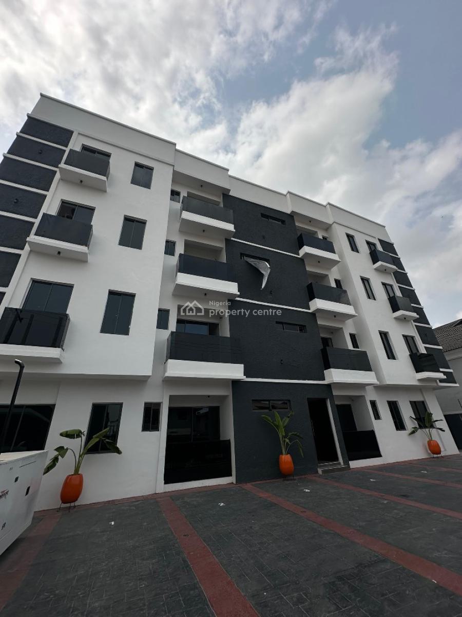 Fully Serviced Spacious 3 Bedroom Apartment with Pool & Gym, Lekki Phase 1, Lekki, Lagos, Flat / Apartment for Sale