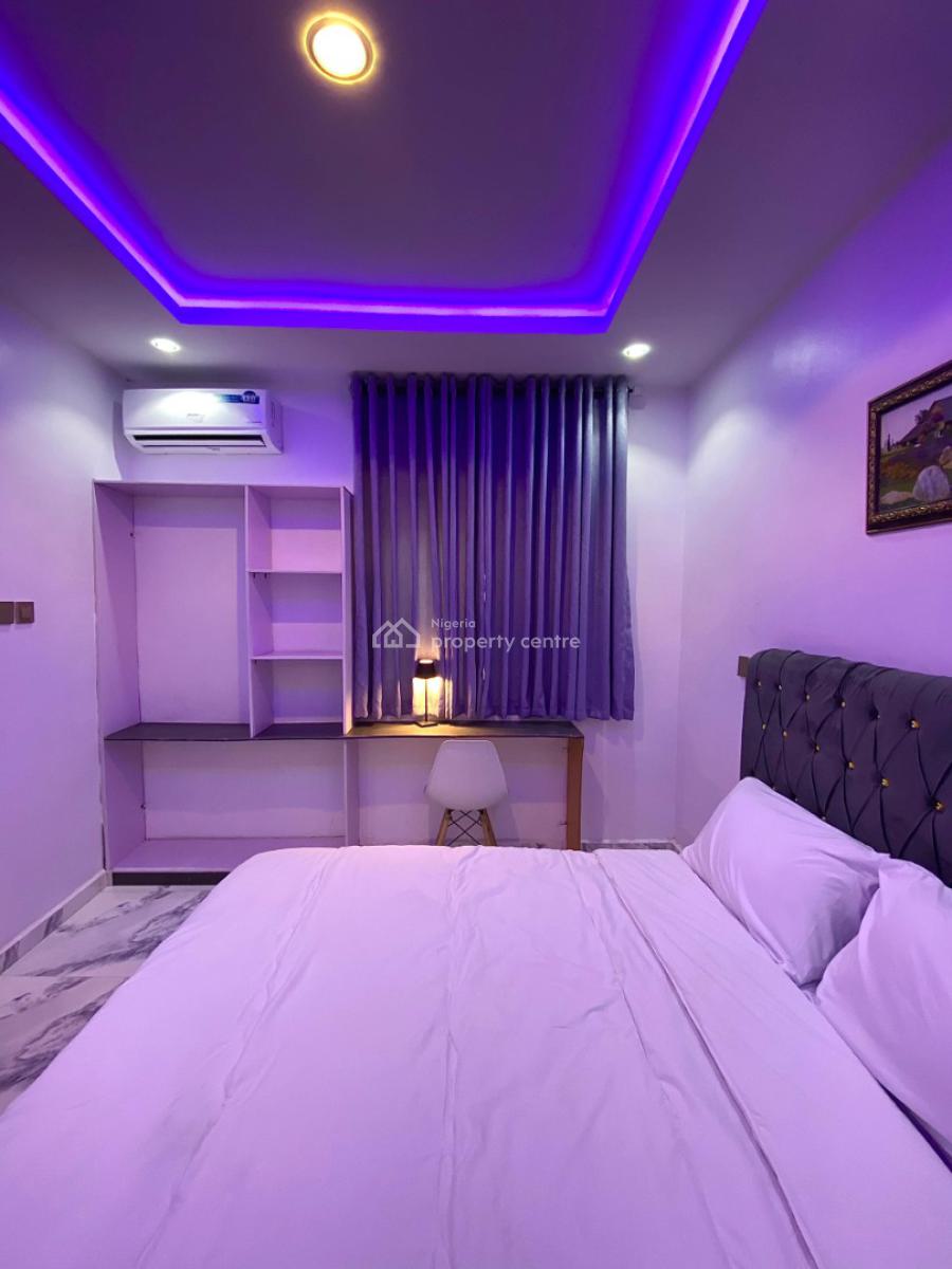 Premium Short-stay Apartments, Ebute Metta East, Yaba, Lagos, Mini Flat (room and Parlour) Short Let
