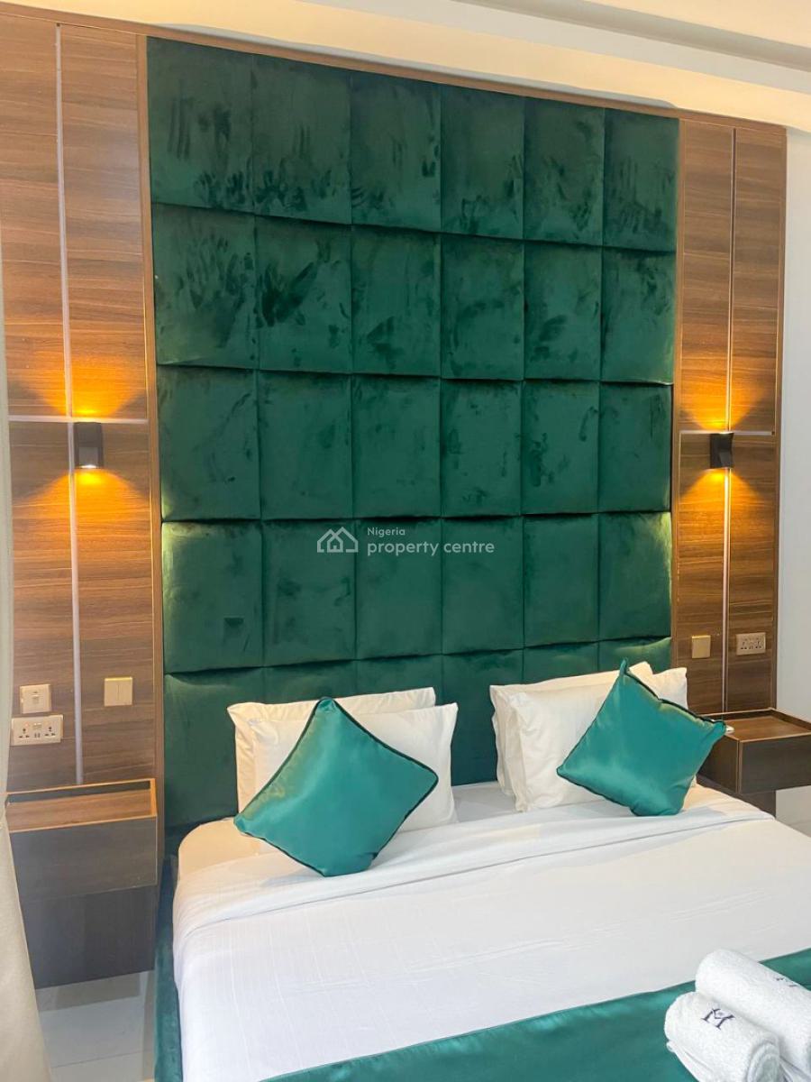 Vacation Emerald 1 Bedroom Apartment, Freedom Way, Lekki Phase 1, Lekki, Lagos, Flat / Apartment Short Let