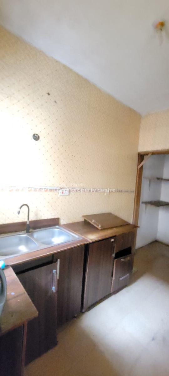 Standard and Spacious 3 Bedroom Apartment, Greenville Estate, Badore, Ajah, Lagos, Flat / Apartment for Rent