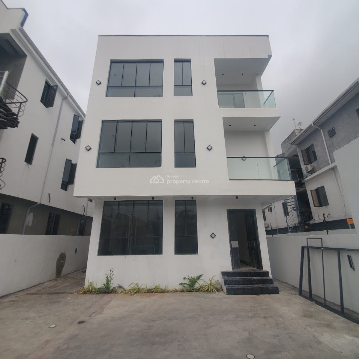 Exquisite 5bedroom Duplex with a Bq in a Secured Vicinity, Lekki Phase 1, Lekki, Lagos, House for Sale