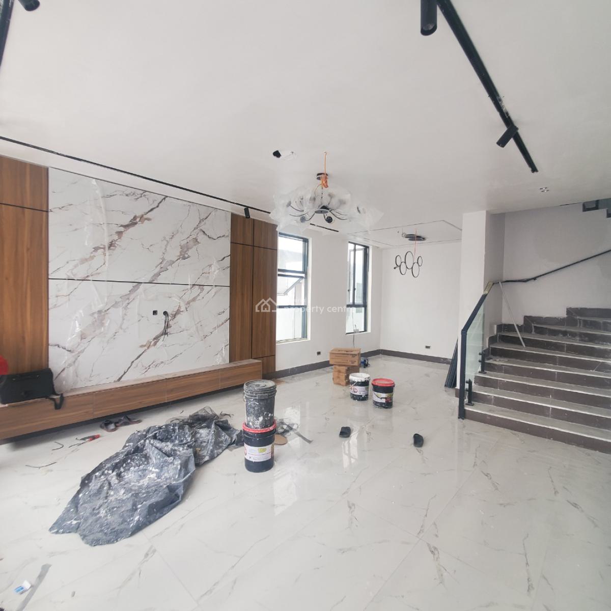 Exquisite 5bedroom Duplex with a Bq in a Secured Vicinity, Lekki Phase 1, Lekki, Lagos, House for Sale