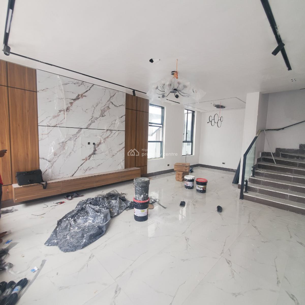 Exquisite 5bedroom Duplex with a Bq in a Secured Vicinity, Lekki Phase 1, Lekki, Lagos, House for Sale