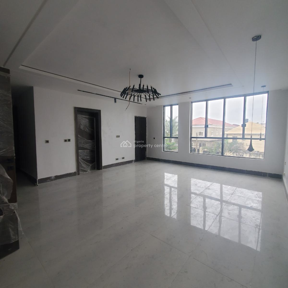 Exquisite 5bedroom Duplex with a Bq in a Secured Vicinity, Lekki Phase 1, Lekki, Lagos, House for Sale