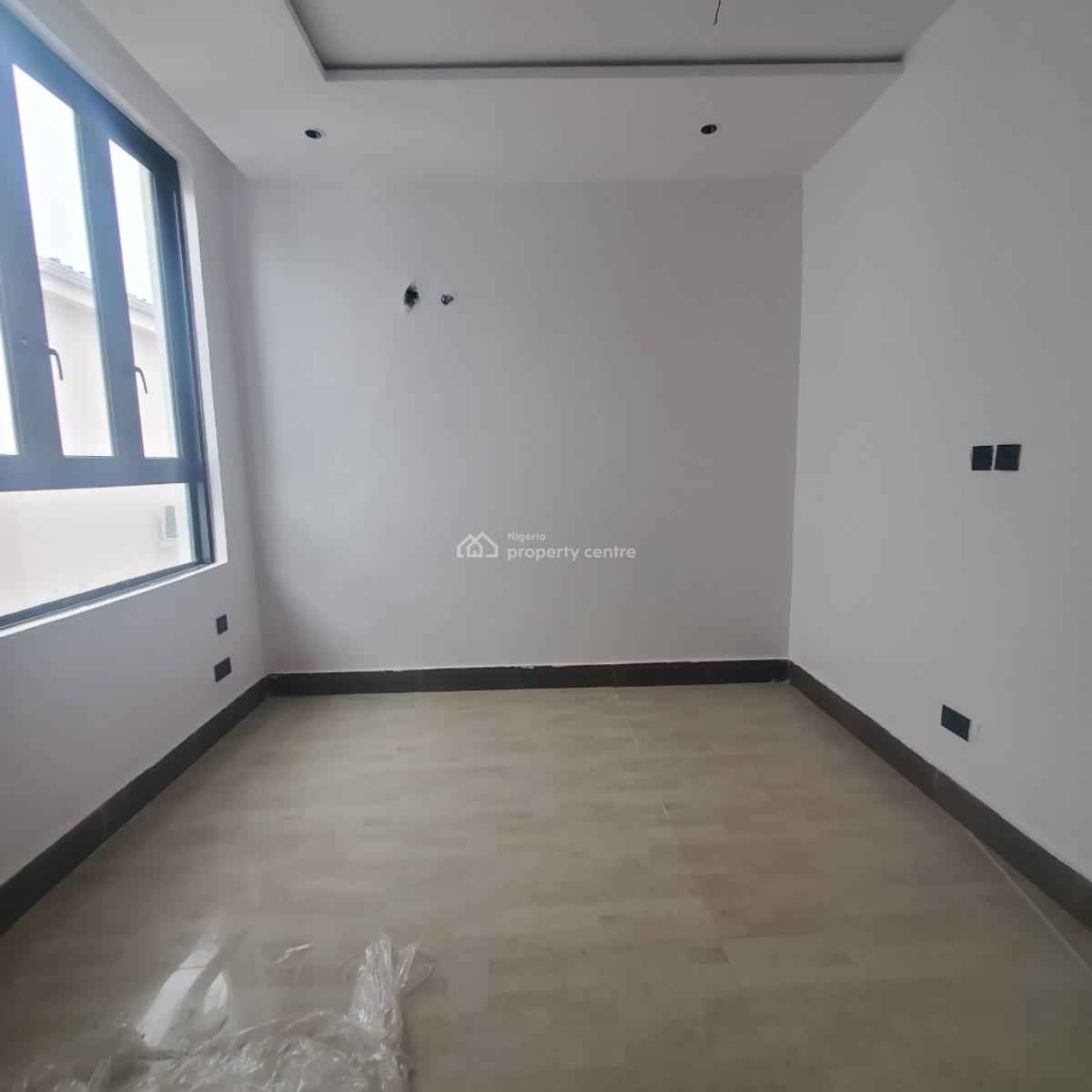 Exquisite 5bedroom Duplex with a Bq in a Secured Vicinity, Lekki Phase 1, Lekki, Lagos, House for Sale