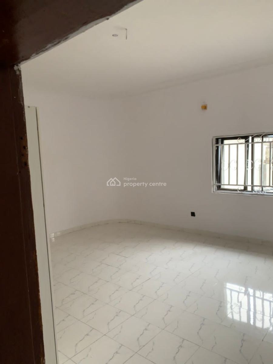 2 Bedroom Flat Apartment, Omole Phase 2, Ikeja, Lagos, Flat / Apartment for Rent